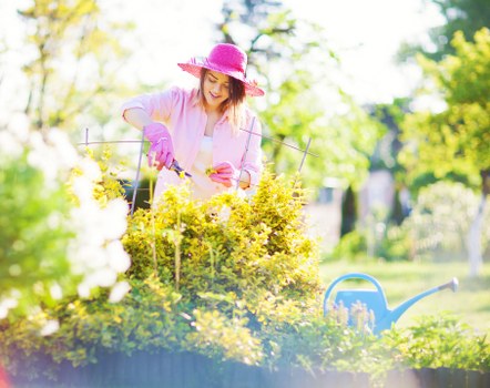 Free quote planning for a landscaping job in Barkingside